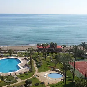 torremolinos-carihuela-1-linea-playa.es-andalucia.com/