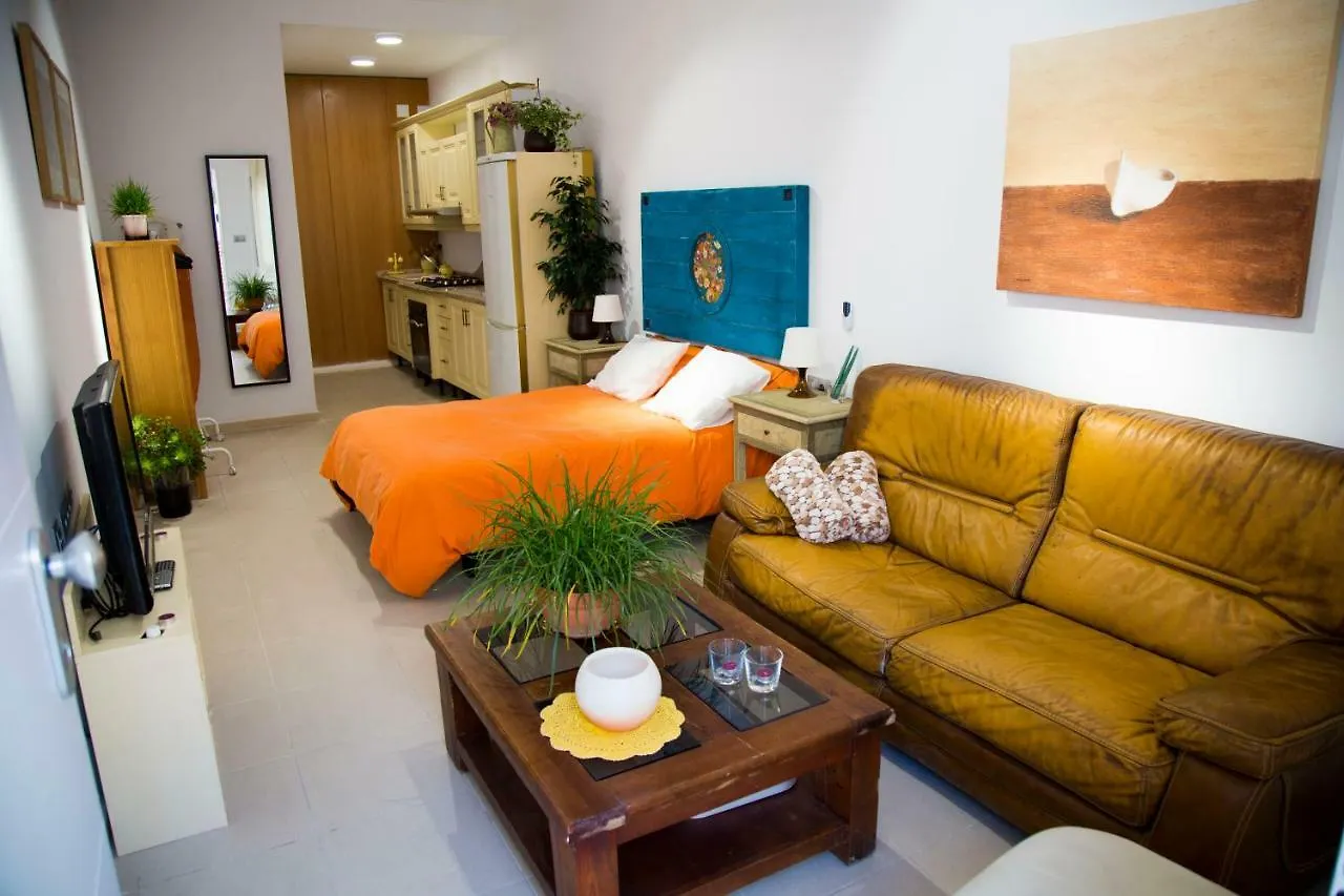 Apartamentos Riscos contacts
